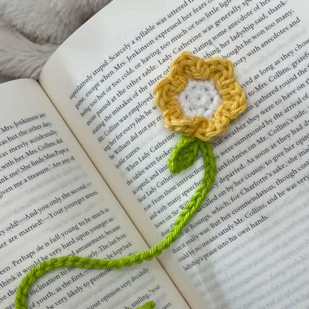 Handmade Crochet Bookmark- set of 4 - Picture 5 of 5